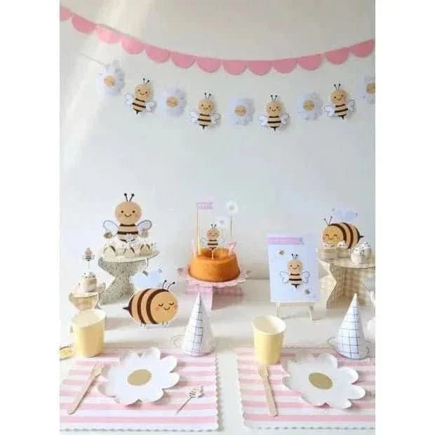 Bee Table Totems – Set of 3 Decorative Stands (18 cm)