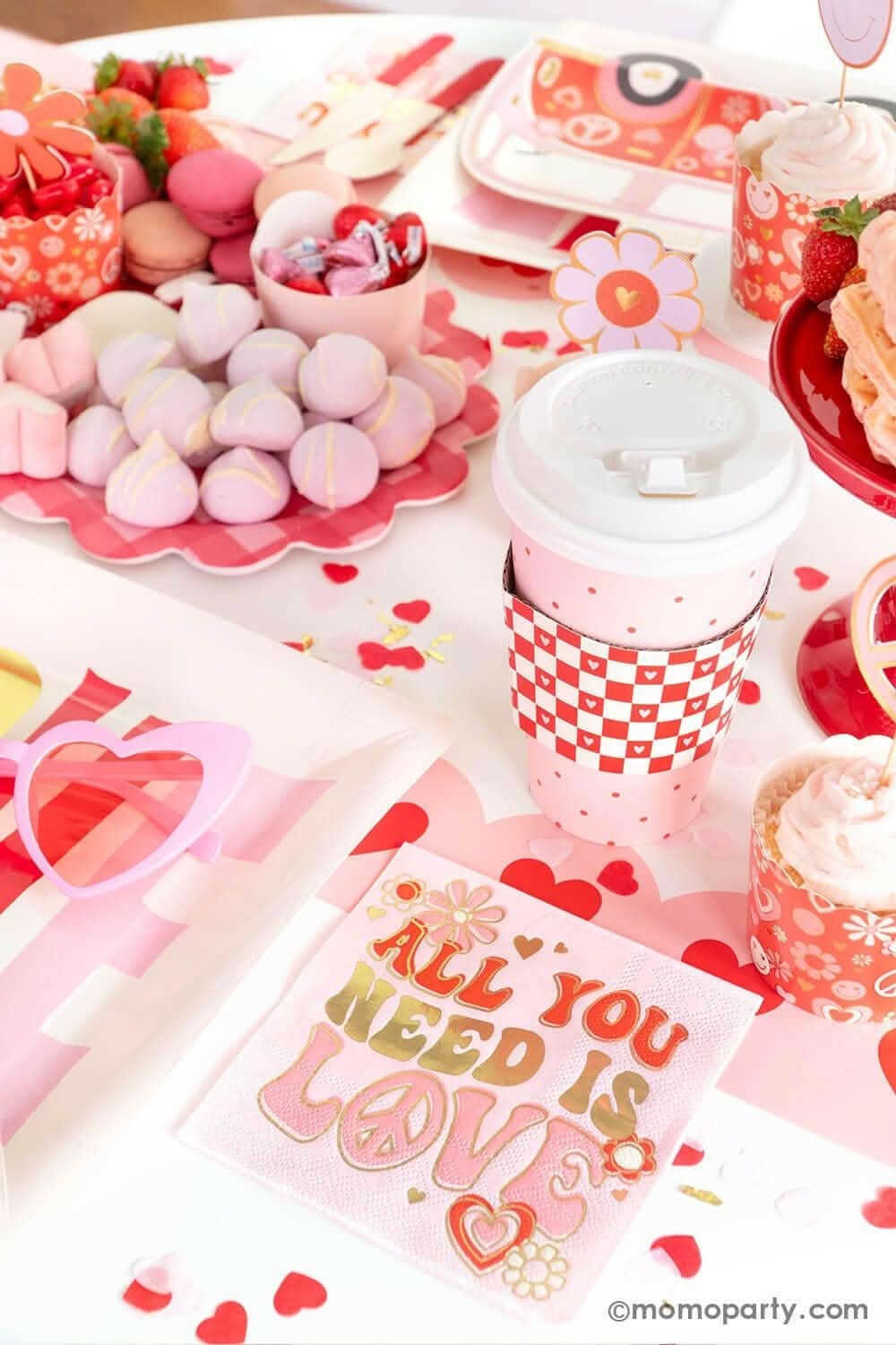 Red Check Coffee Cup Set – 16 oz (Pack of 8 with Lids & Sleeves)